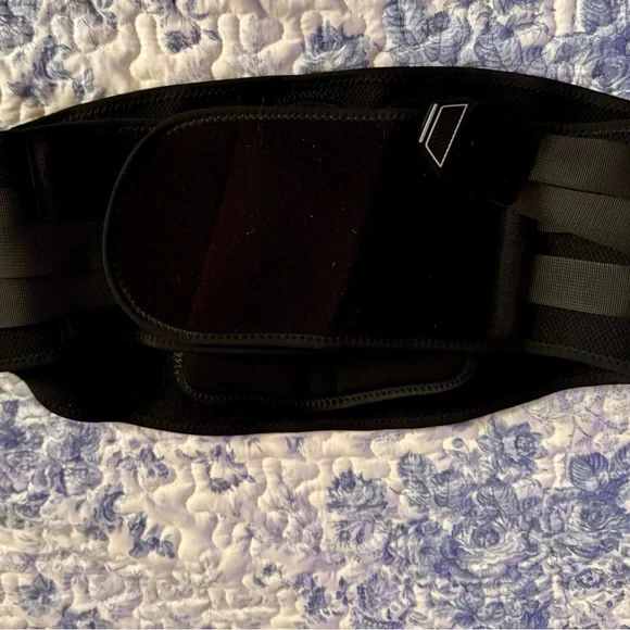 FREETOO Black Back Support Belt - Picture 7 of 9